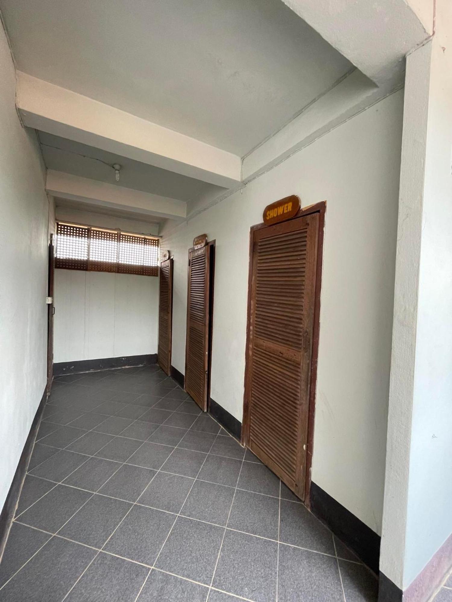 Thakhek Travel Lodge Kültér fotó