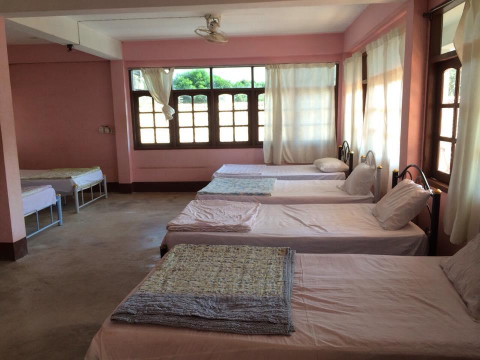 Thakhek Travel Lodge Kültér fotó